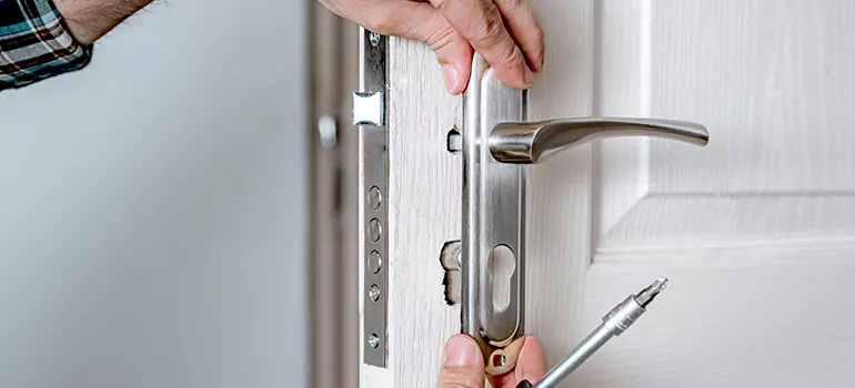 Front Door Knob Repair in Parkland, FL